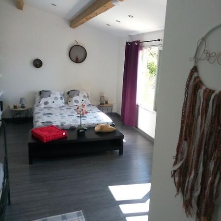 Gite Chez Mamiyo Gallargues Le Montueux Bagian luar foto